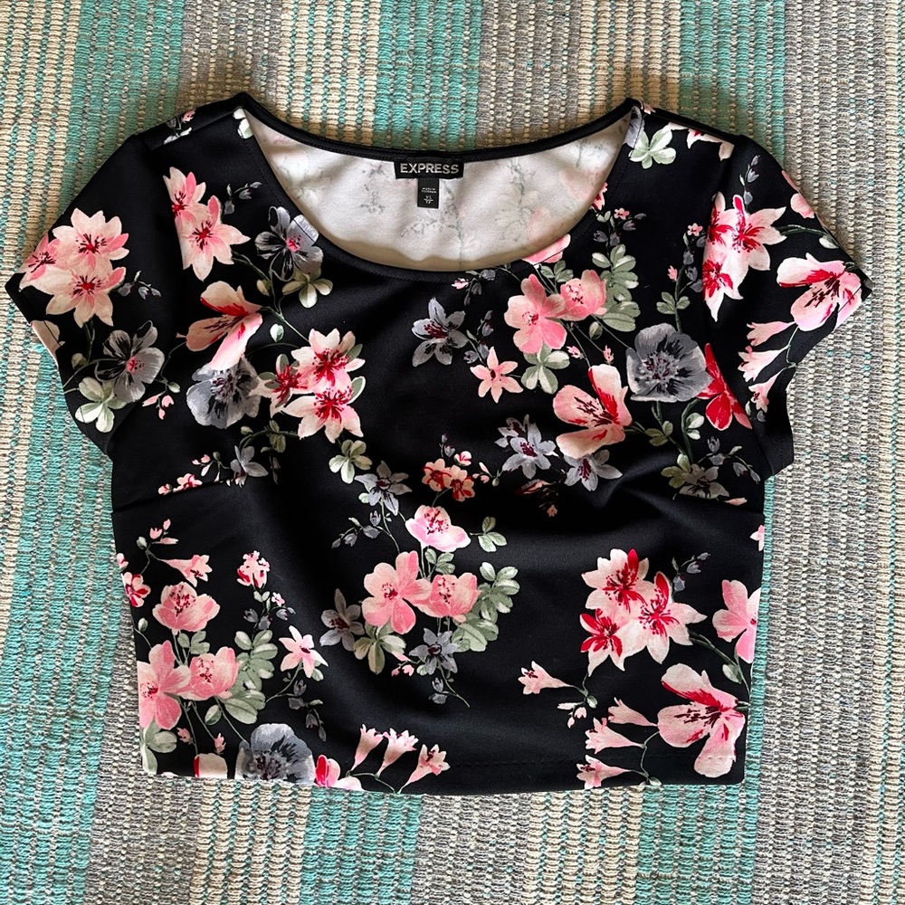 Floral crop top